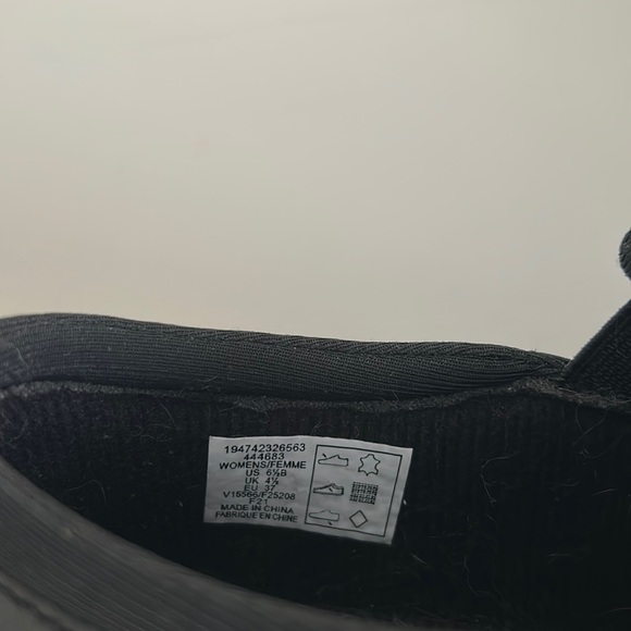 NWOT Lands’ End All Weather Leather Slip On Moc Black Shoes Size 6.5 - Picture 10 of 10